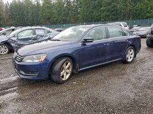 Volkswagen Passat SE 2.5L 5 2013