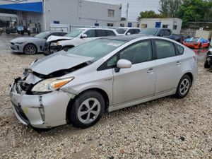 Toyota Prius 1.8L 4 2015