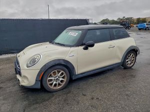 Mini Cooper S 2.0L 4 2015