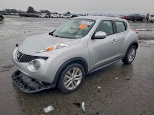 Nissan Juke S 1.6L 4 2013