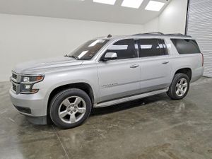 Chevrolet Suburban C1500 LT 5.3L 8 2015