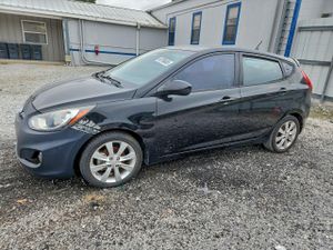 Hyundai Accent GLS 1.6L 4 2012