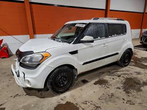 Kia Soul + 2.0L 4 2013
