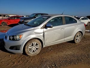 Chevrolet Aveo (Sonic) LT 1.8L 4 2014