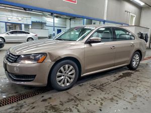 Volkswagen Passat S 1.8L 4 2015
