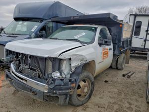 Chevrolet Silverado 1500 K3500 6.6L 8 2009