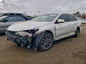 Toyota Camry LE 2.5L 4 2015