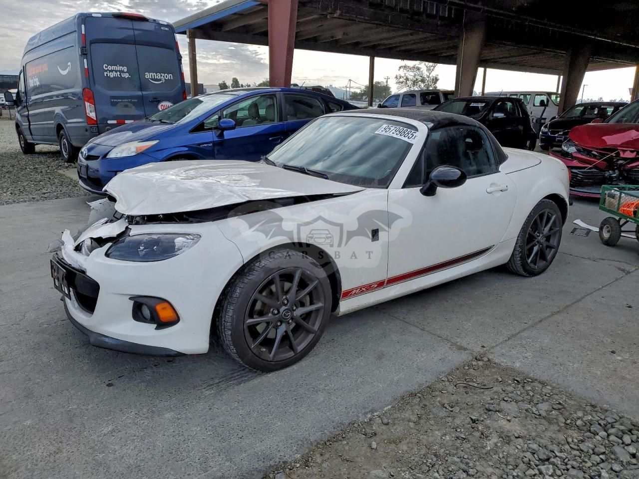 Mazda MX-5 (Miata) CLUB 2.0L 4 2015