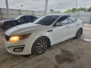 Kia Optima LX 2.4L 4 2015