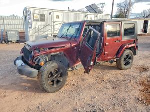 Jeep Wrangler SAHARA 3.8L 6 2010