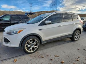 Ford Escape TITANIUM 2.0L 4 2013