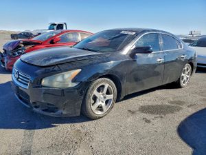 Nissan Maxima S 3.5L 6 2013