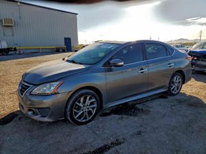 Nissan Sentra S 1.8L 4 2015