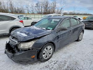 Chevrolet Cruze LS 1.8L 4 2014