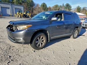 Toyota Highlander BASE 3.5L 6 2013