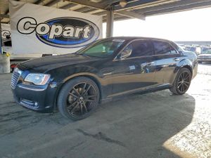 Chrysler 300C 5.7L 8 2013