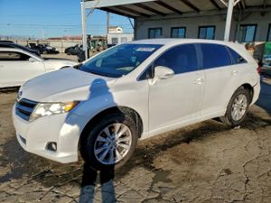 Toyota Venza LE 2.7L 4 2013