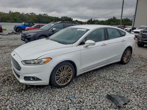 Ford Fusion SE 2.0L 4 2014