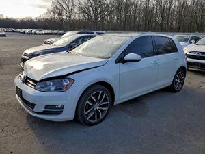 Volkswagen Golf 1.8L 4 2015