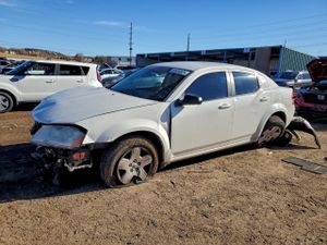 Dodge Avenger SXT 2.4L 4 2010