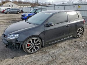 Volkswagen Golf 2.0L 4 2013