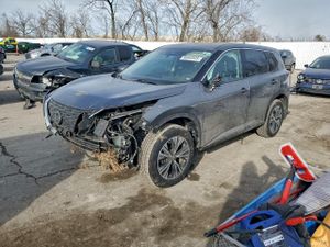 Nissan Rogue SV 2.5L 4 2021