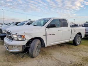 Dodge RAM SLT 5.7L 8 2012