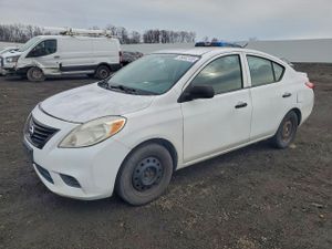 Nissan Versa S 1.6L 4 2013