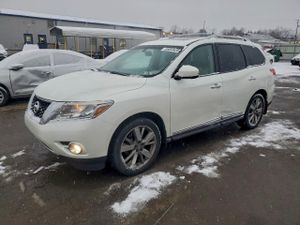 Nissan Pathfinder S 3.5L 6 2015