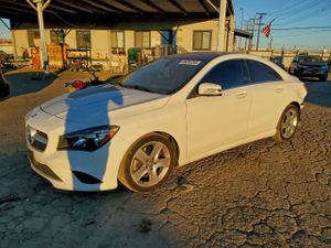 Mercedes-Benz CLA 250 2.0L 4 2015