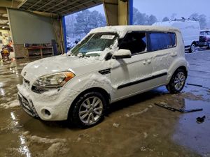 Kia Soul + 2.0L 4 2013