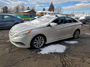 Hyundai Sonata GLS 2.4L 4 2014