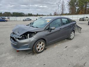 Ford Fiesta SE 1.6L 4 2015