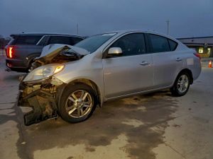 Nissan Versa S 1.6L 4 2014