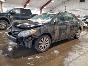Toyota Corolla BASE 1.8L 4 2013