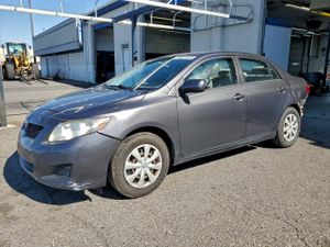 Toyota Corolla BASE 1.8L 4 2010