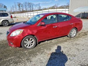 Nissan Versa S 1.6L 4 2014