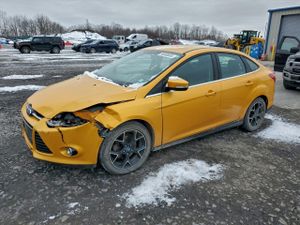 Ford Focus TITANIUM 2.0L 4 2012