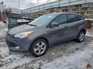 Ford Escape SE 2.0L 4 2014