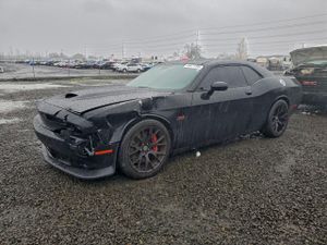 Dodge Challenger SRT 392 6.4L 8 2015