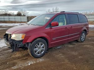 Chrysler Town & Country TOURING 3.8L 6 2010