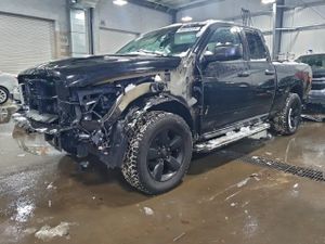 RAM 1500 ST 5.7L 8 2014