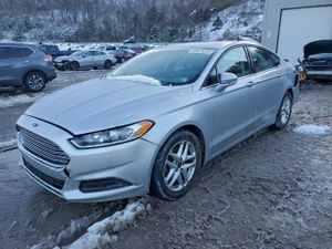 Ford Fusion SE 2.5L 4 2014