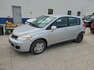 Nissan Versa S 1.8L 4 2012