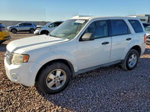 Ford Escape XLS 2.5L 4 2011