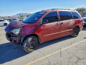 Toyota Sienna CE 3.3L 6 2005