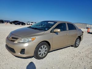 Toyota Corolla BASE 1.8L 4 2013