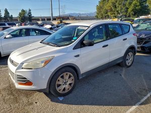 Ford Escape S 2.5L 4 2014
