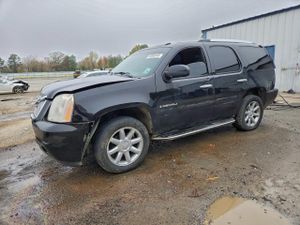 GMC Yukon DENALI 6.2L 8 2007
