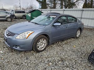 Nissan Altima BASE 2.5L 4 2012